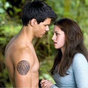 Lucky Brand Light Blue Striped Henley ASO Bella Swan in New Moon - Twilight Saga